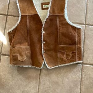 Vintage Western Suede Vest with Shearling Lining